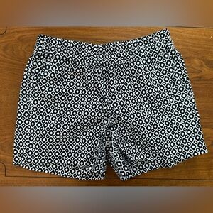 J.Crew Black & White Geometric Print Shorts | Size 4